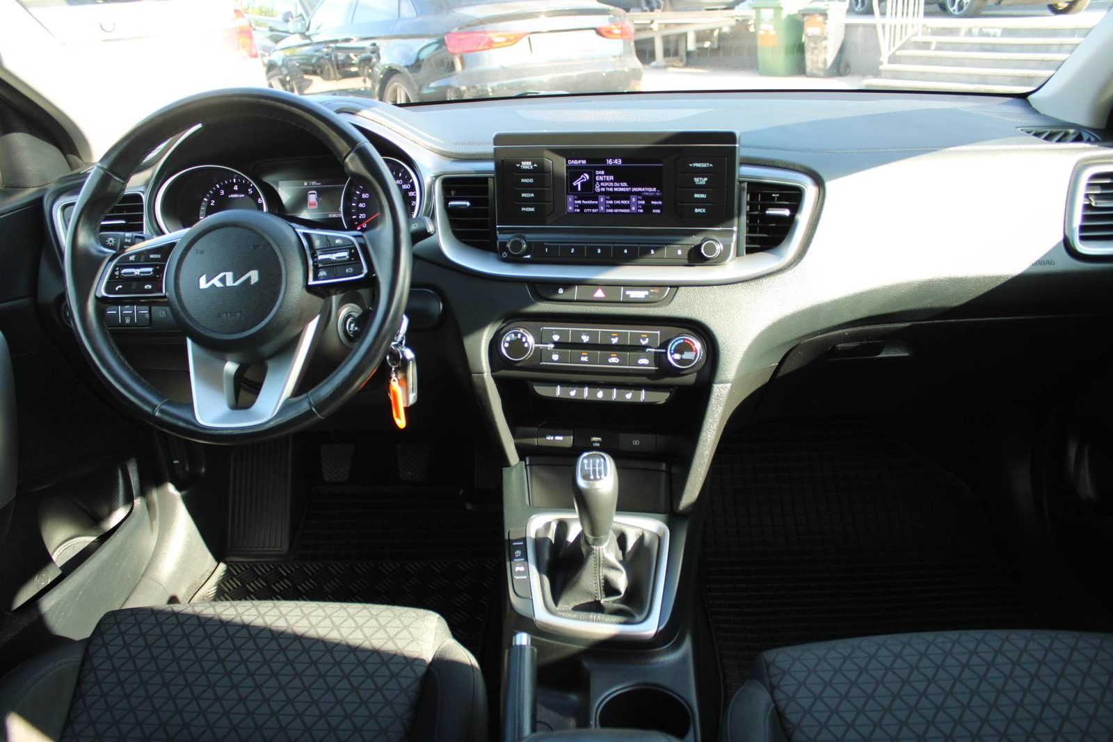 2022 Kia cee'd Sportswagon — fotografija 13