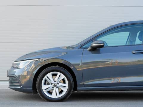 2020 Volkswagen Golf — sličica 8