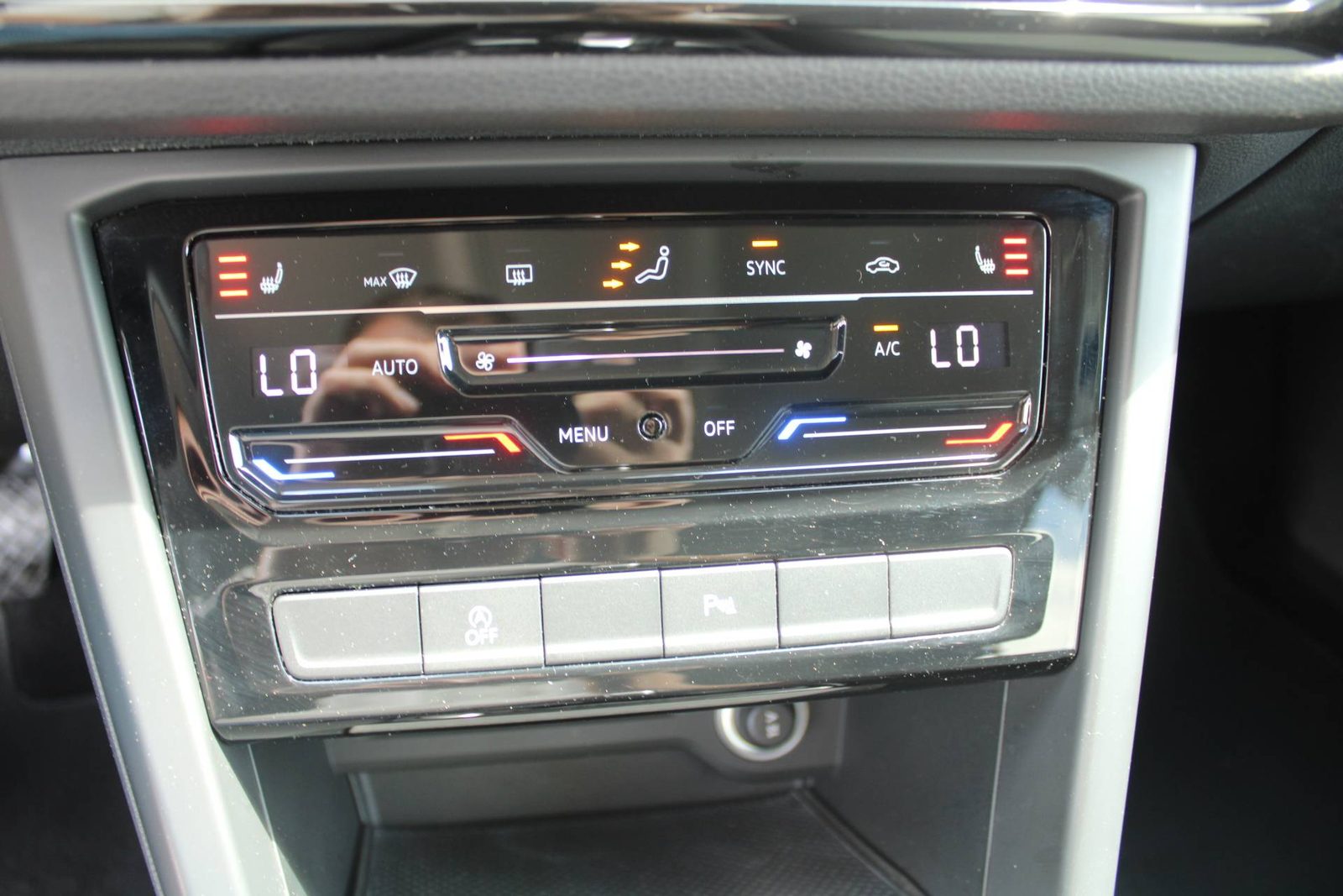 2023 Volkswagen Touran — fotografija 17