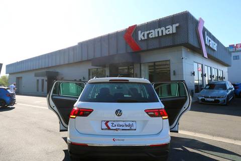 2022 Volkswagen Tiguan — sličica 16