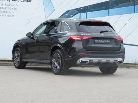 2025 Mercedes-Benz GLC AMG Line — sličica 8