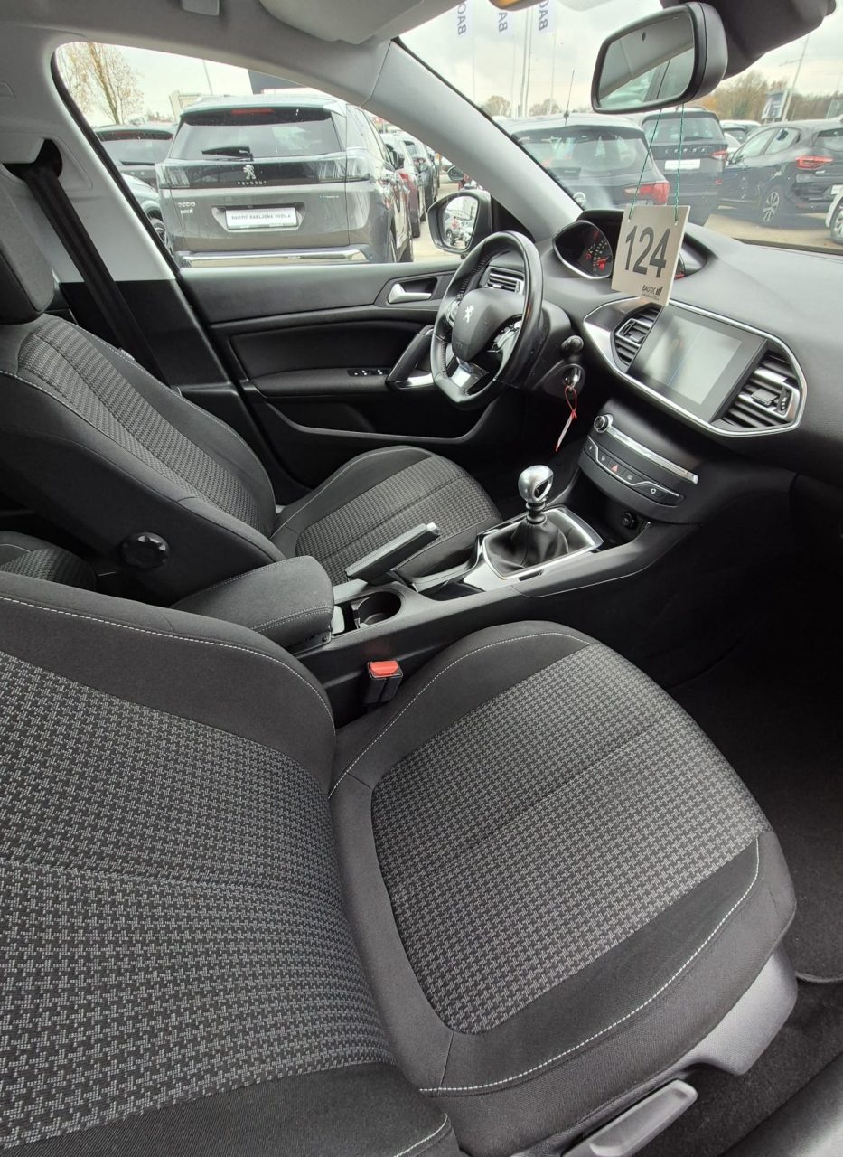 2019 Peugeot 308 — fotografija 13