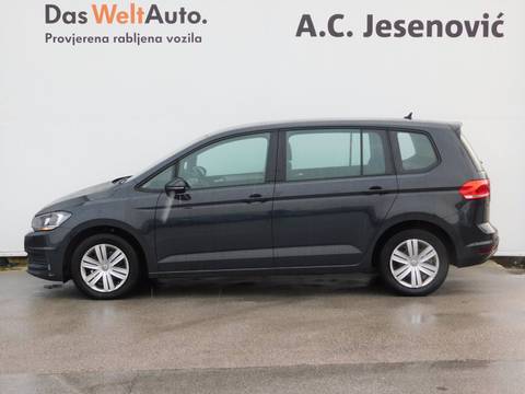 2018 Volkswagen Touran — sličica 6
