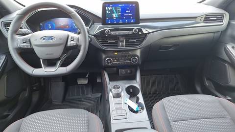 2023 Ford Kuga — sličica 2