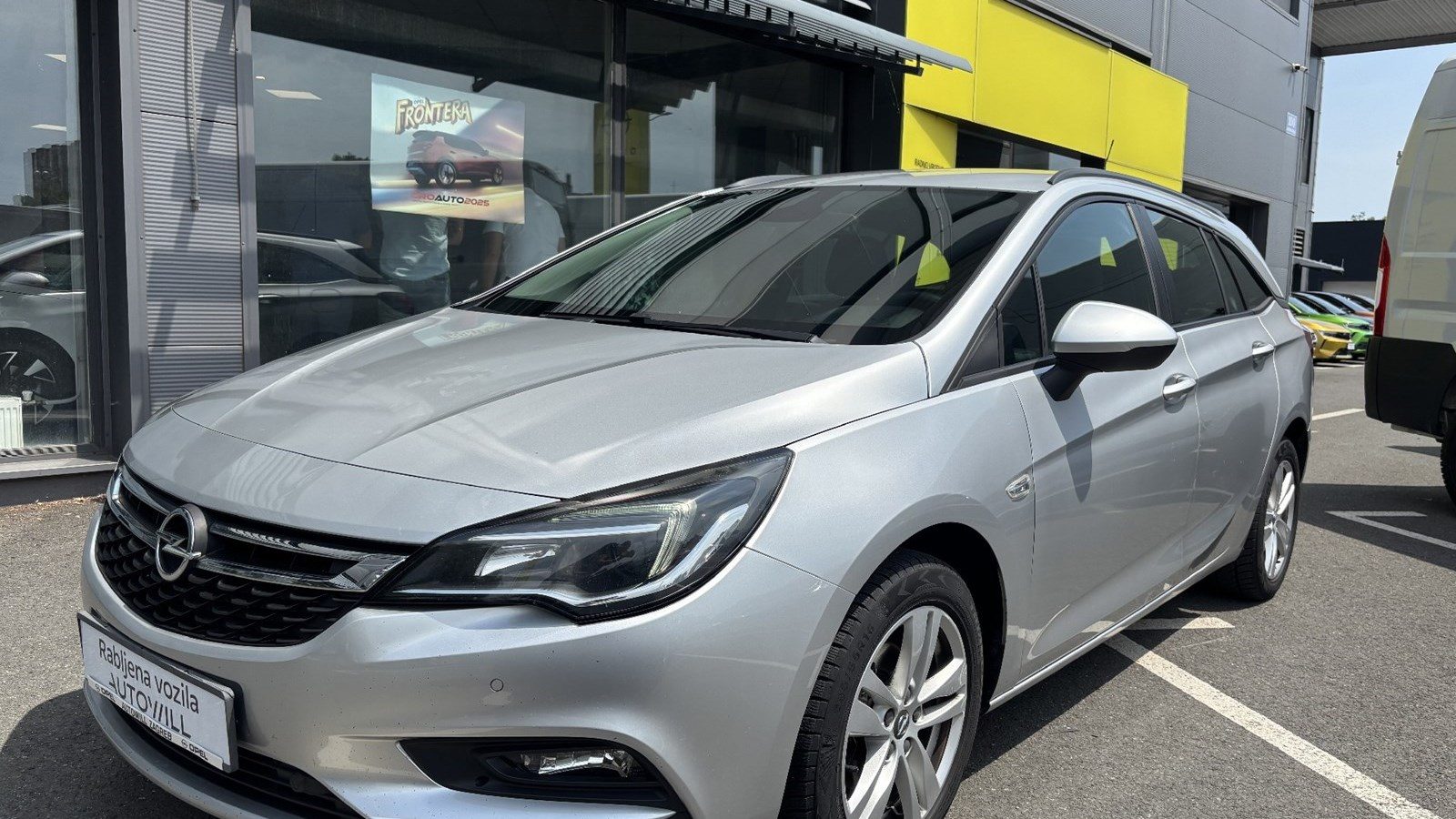 2019 Opel Astra Sports Tourer — fotografija 4
