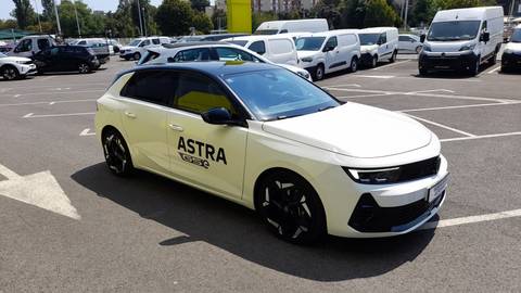 Opel Astra — sličica 3