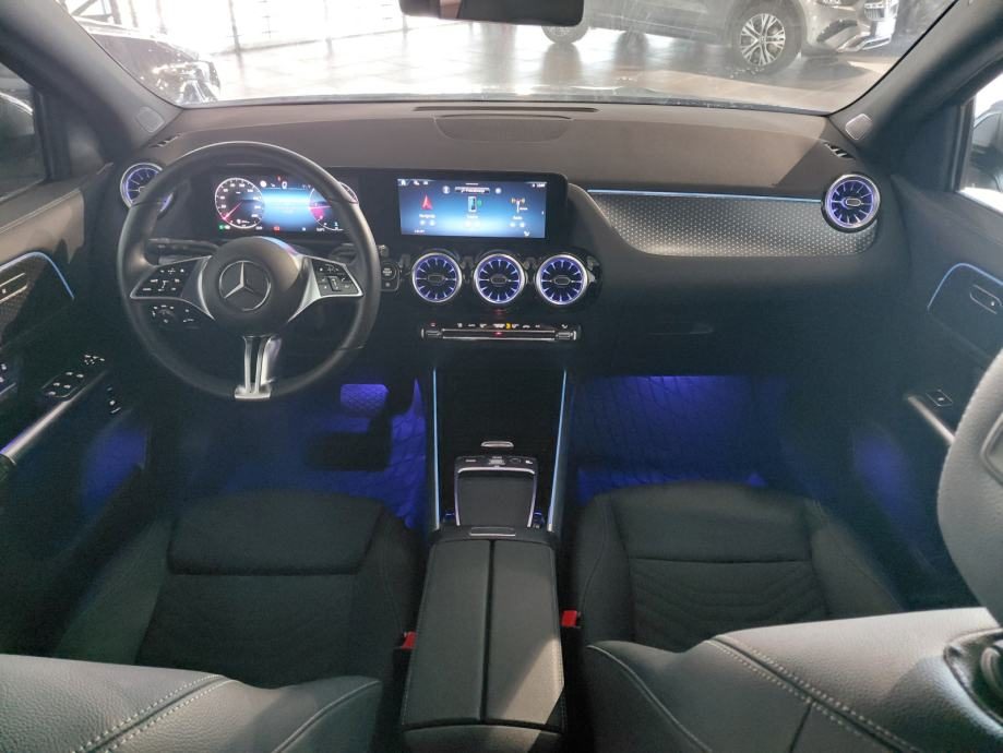 2025 Mercedes-Benz GLA Progressive — fotografija 4