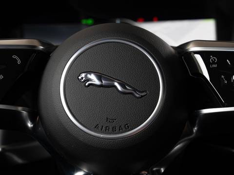 2023 Jaguar I-Pace — sličica 21
