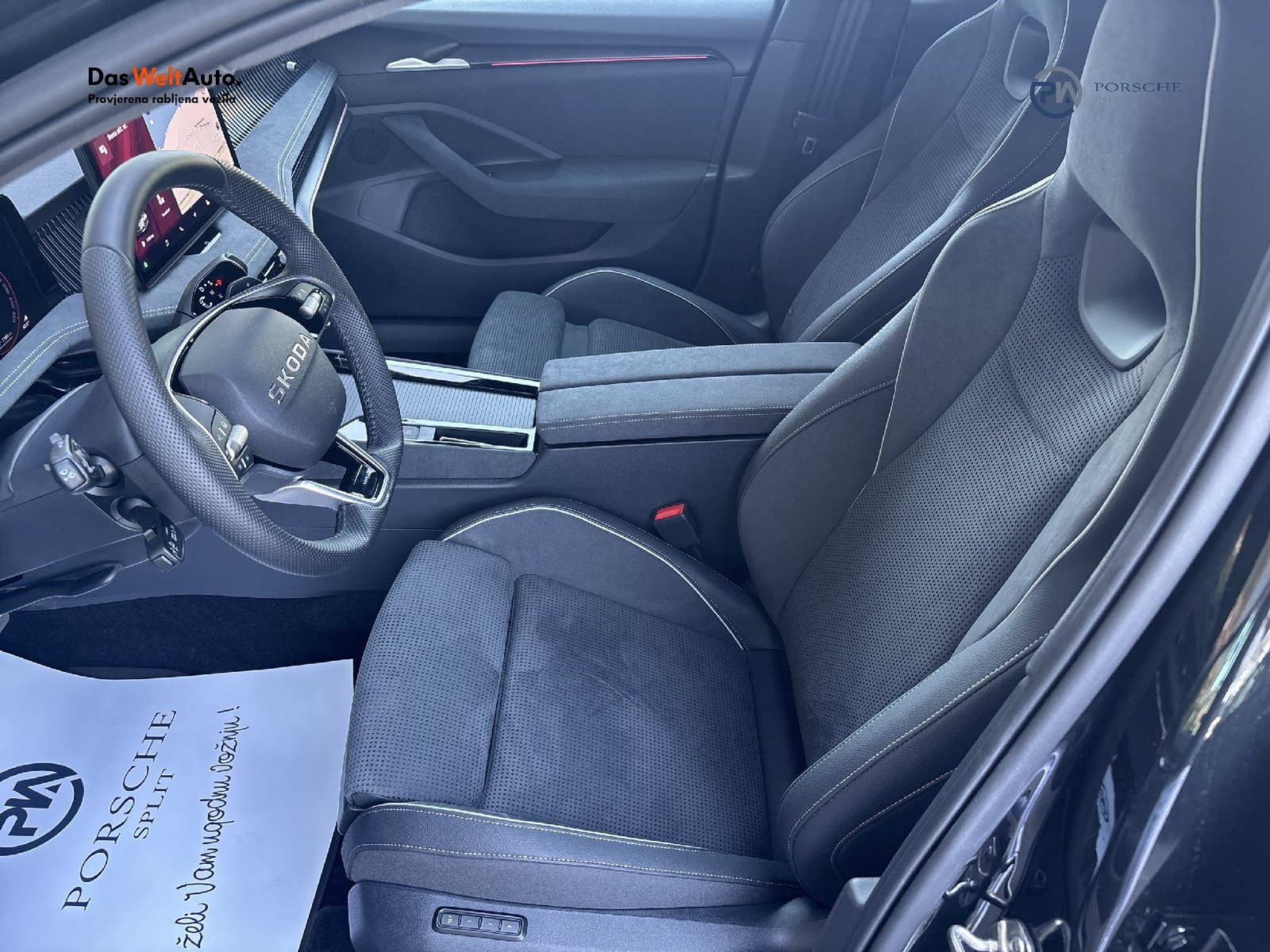 2026 Škoda Superb Combi Sportline — fotografija 9