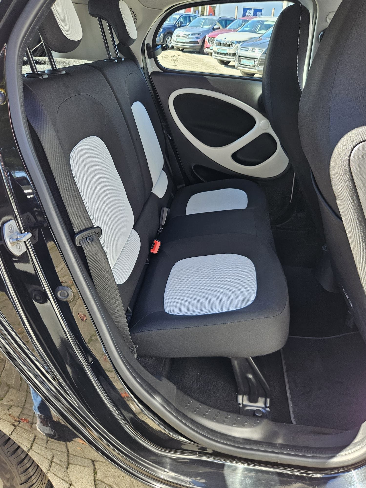 2018 Smart forfour — fotografija 24