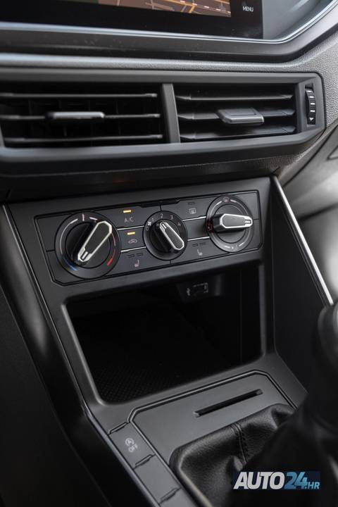 2019 Volkswagen Polo Trendline — sličica 15