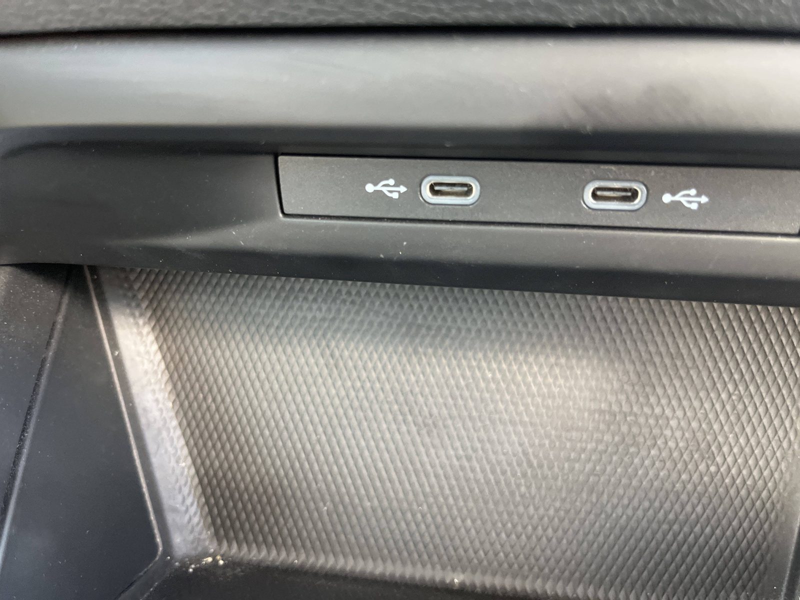 2024 Volkswagen Golf — fotografija 23