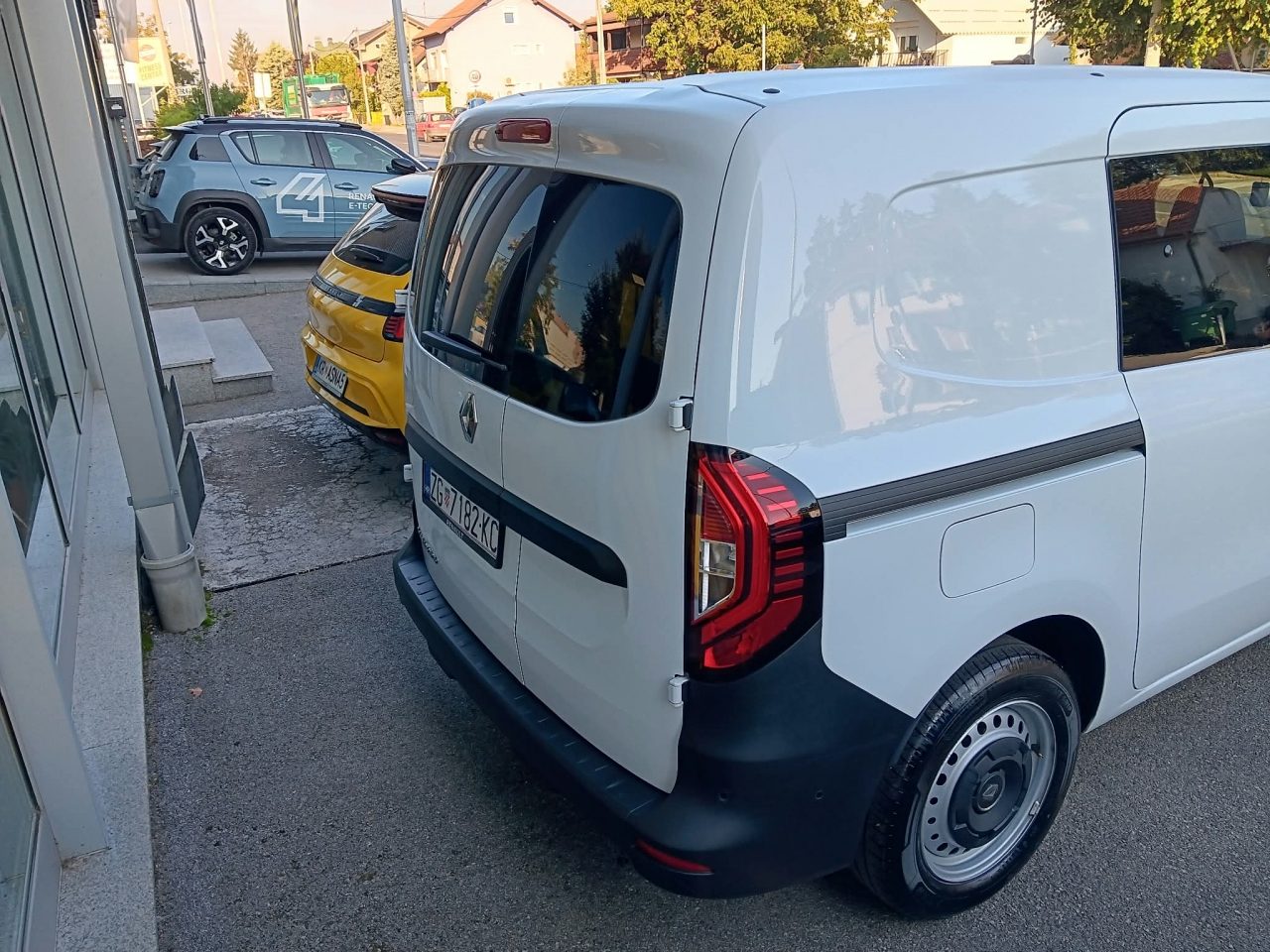 2024 Renault Kangoo — fotografija 4