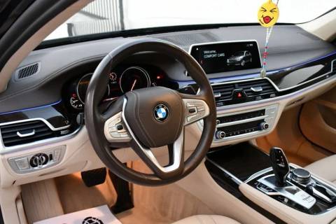 2017 BMW Serija 7 — sličica 14