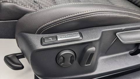 2023 Volkswagen Passat — sličica 13