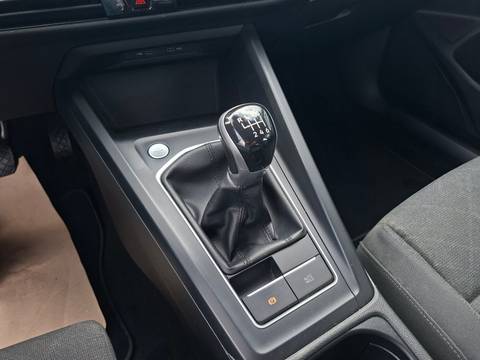 2020 Volkswagen Golf — sličica 20