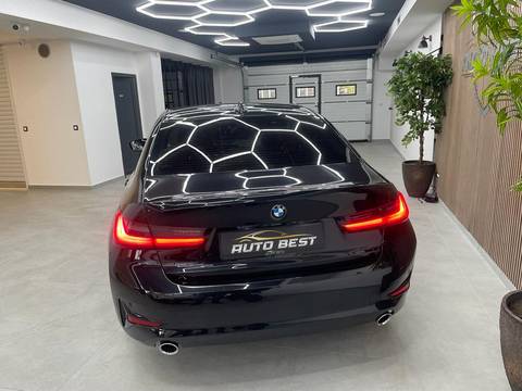 2021 BMW Serija 3 — sličica 6
