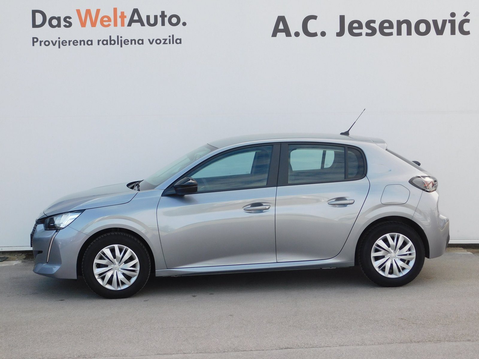 2022 Peugeot 208 — fotografija 6