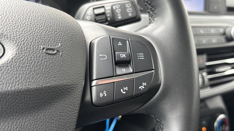 2022 Ford Focus — fotografija 16