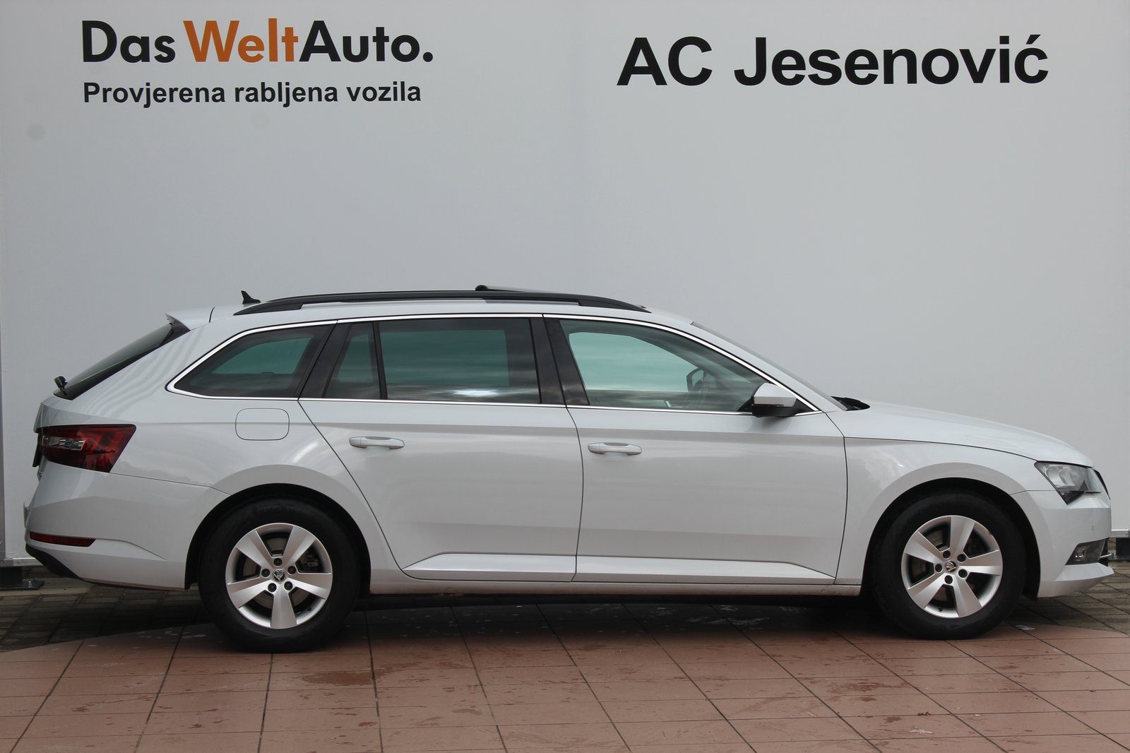 2018 Škoda Superb Combi — fotografija 4