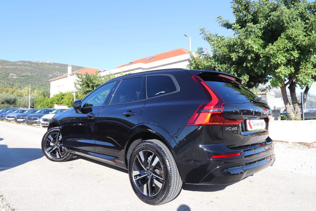 2026 Volvo XC60 — fotografija 18