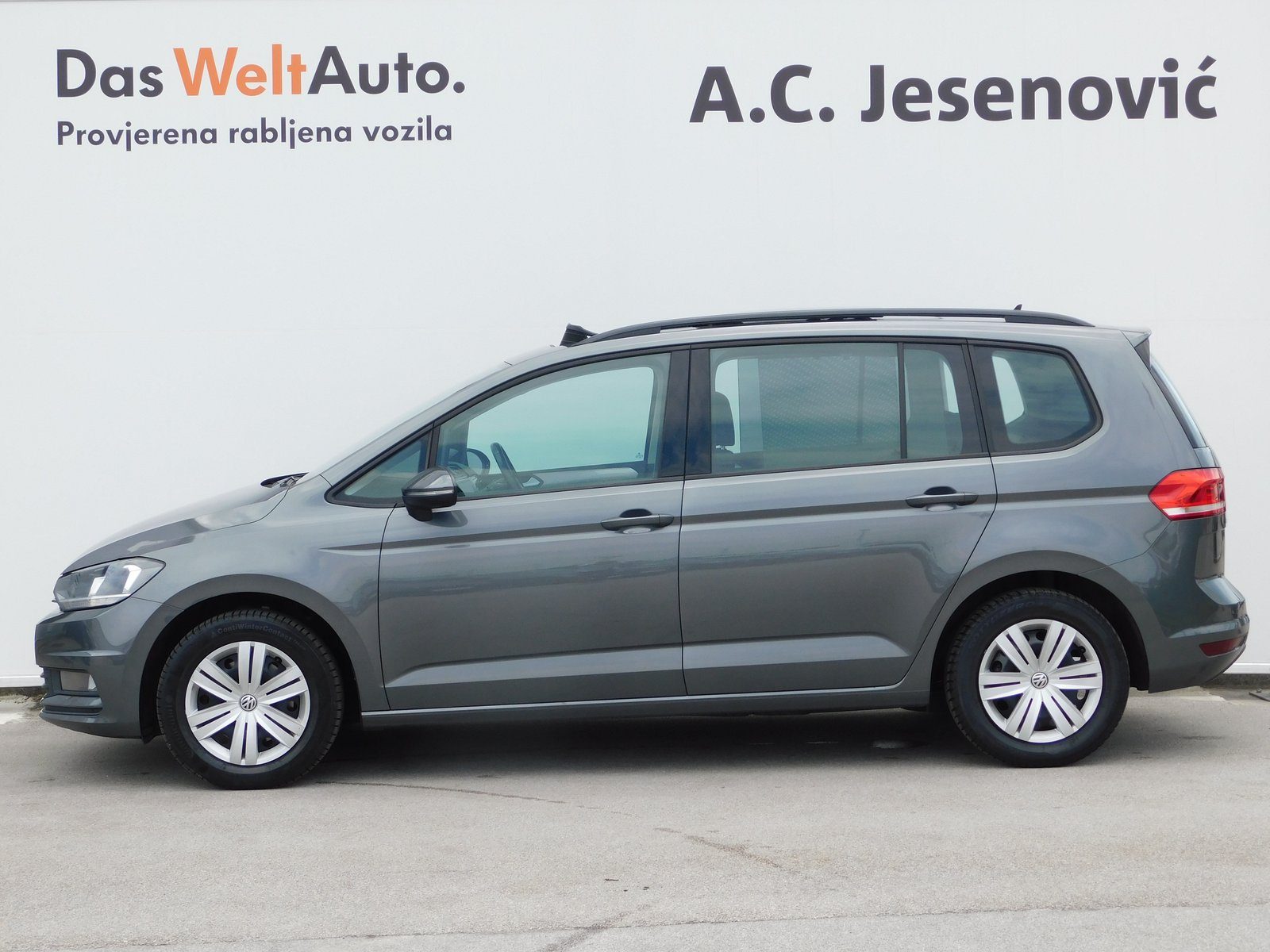 2018 Volkswagen Touran — fotografija 6