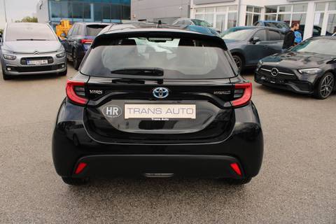 2024 Toyota Yaris — sličica 6