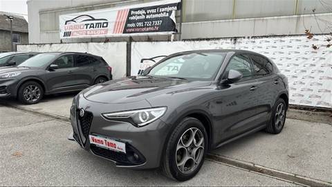 2022 Alfa Romeo Stelvio