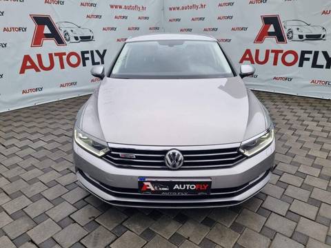2015 Volkswagen Passat Highline — sličica 2