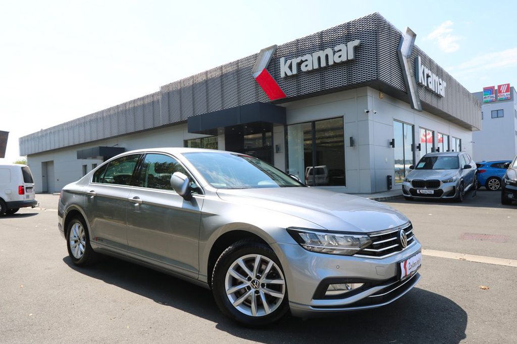 2021 Volkswagen Passat — fotografija 12