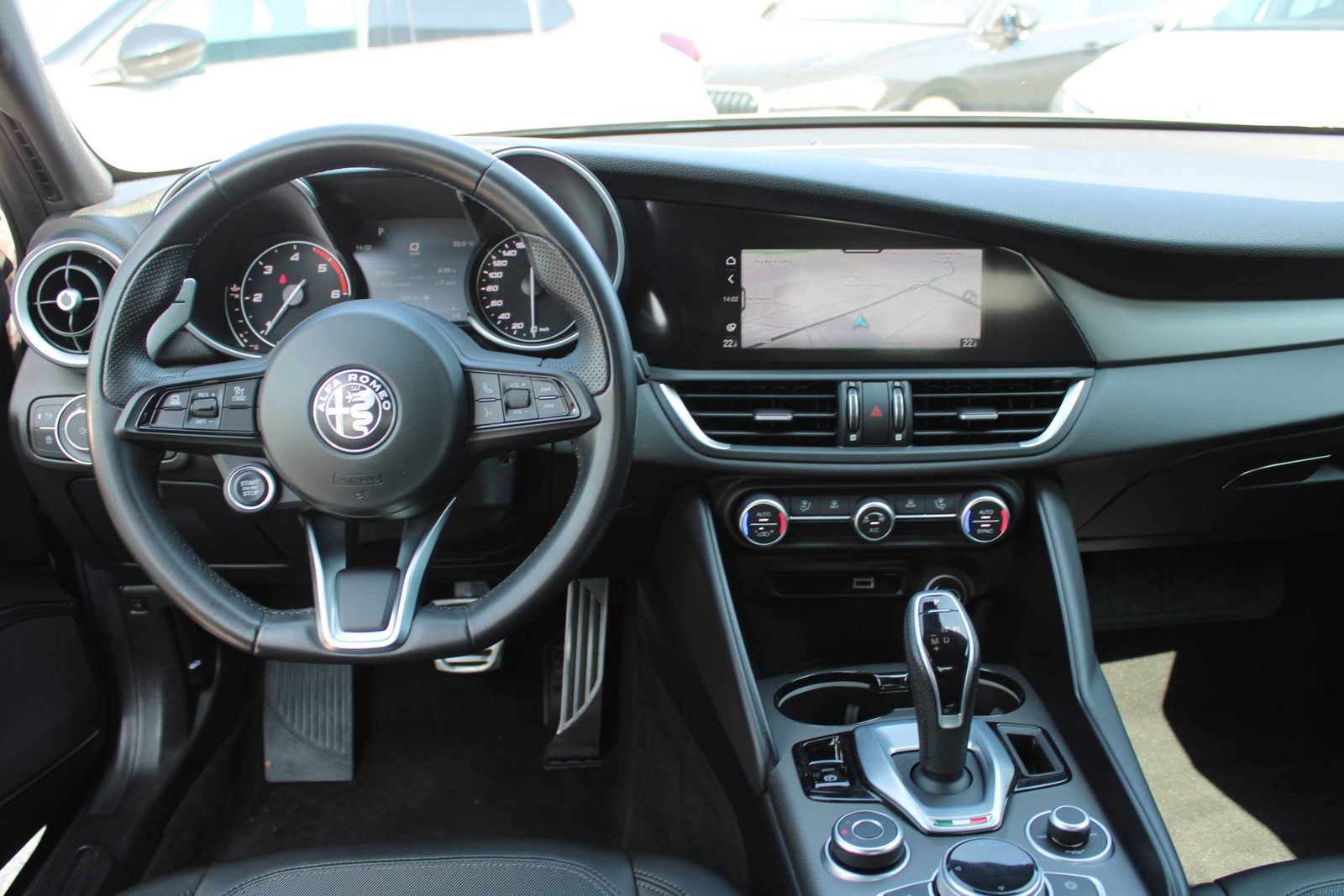 2022 Alfa Romeo Giulia — fotografija 13