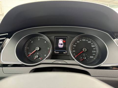 2021 Volkswagen Passat — sličica 23
