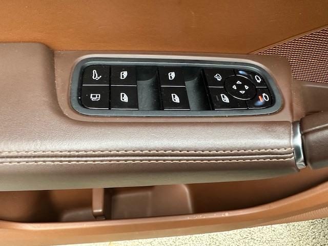 2021 Porsche Cayenne — fotografija 18