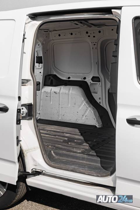 2022 Volkswagen Caddy — sličica 11