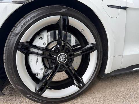 2020 Porsche Taycan — sličica 10