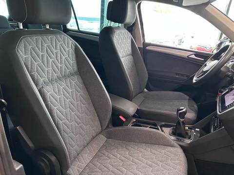 2023 Volkswagen Tiguan — sličica 22