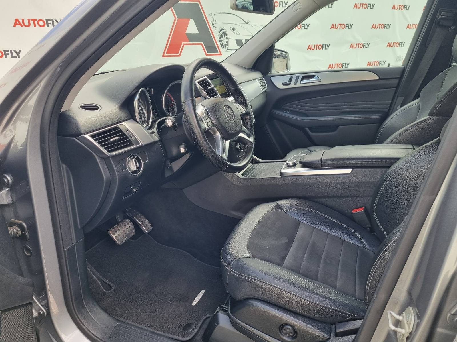 2012 Mercedes-Benz M-klasa — fotografija 16