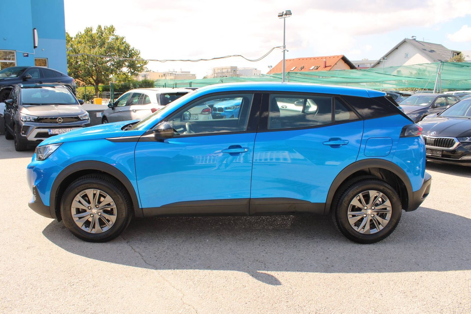 2023 Peugeot 2008 — fotografija 8