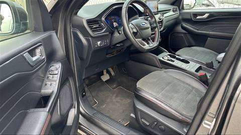 2021 Ford Kuga — sličica 9