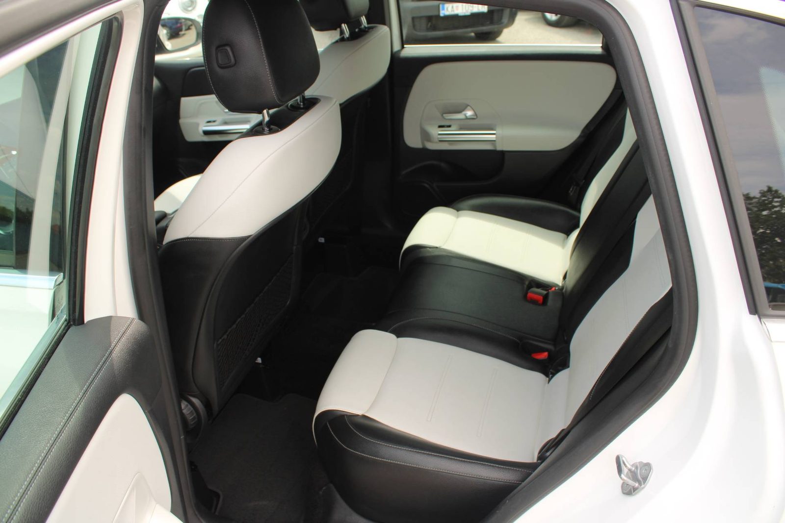 2022 Mercedes-Benz B-klasa — fotografija 10