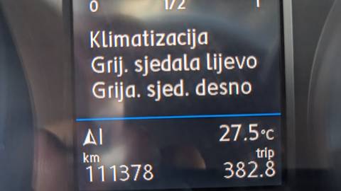 2023 Volkswagen Passat — sličica 15