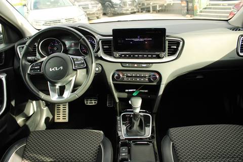 2023 Kia Xcee'd — sličica 14