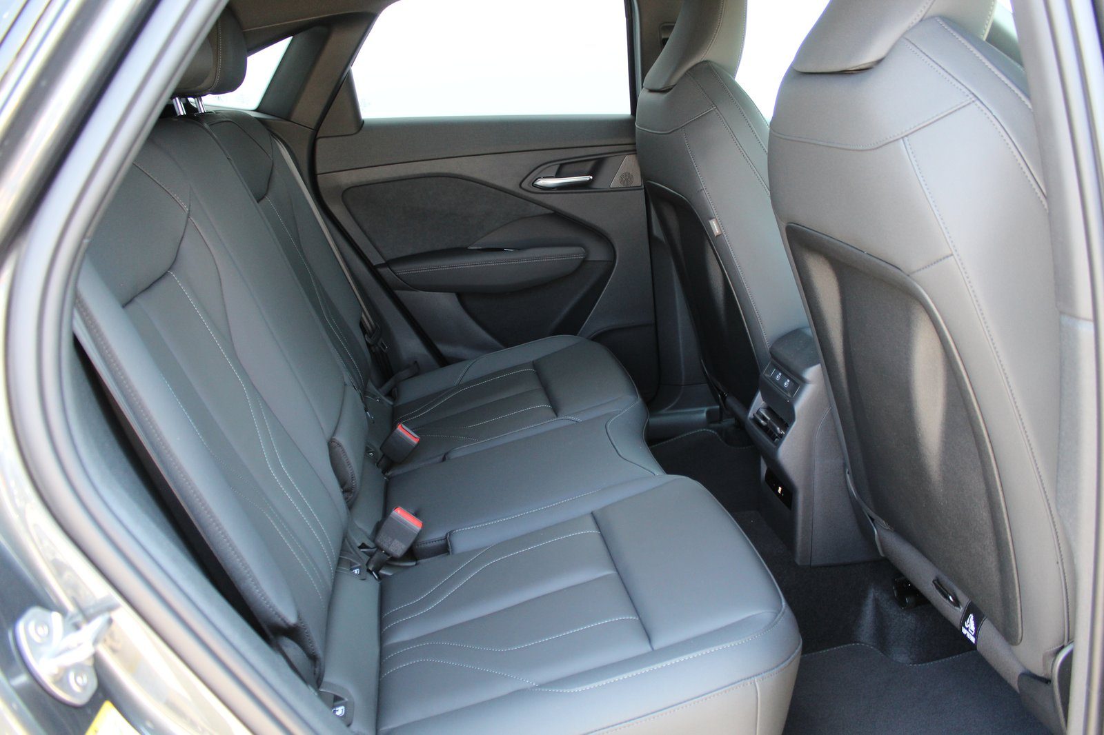 2026 Audi Q3 Sportback S line — fotografija 13