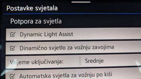 2022 Volkswagen Passat — sličica 18