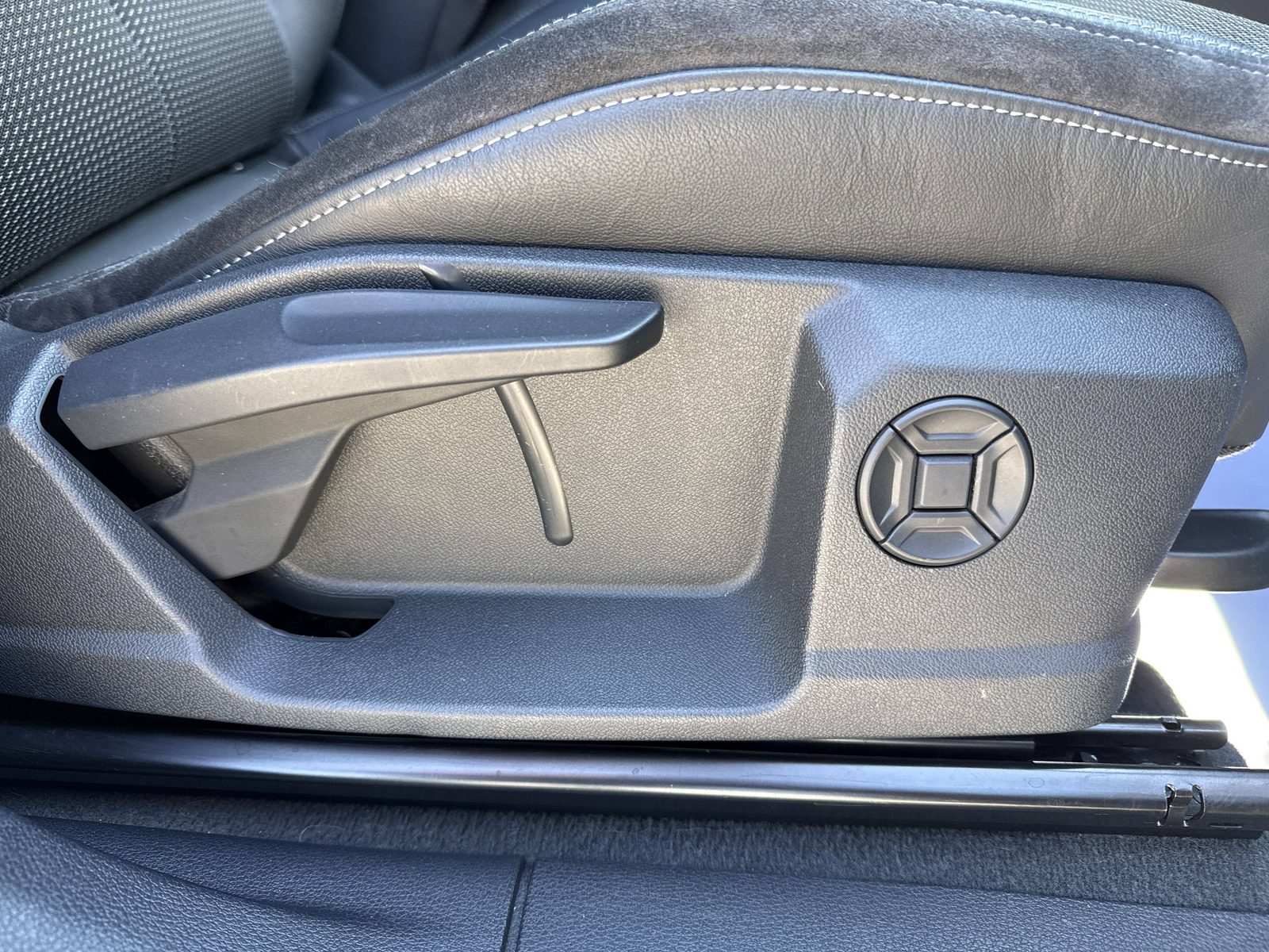 2022 Audi Q3 — fotografija 25