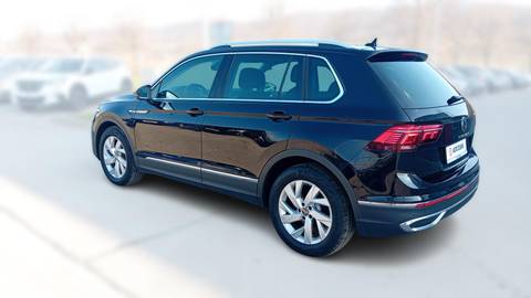 2021 Volkswagen Tiguan — sličica 5