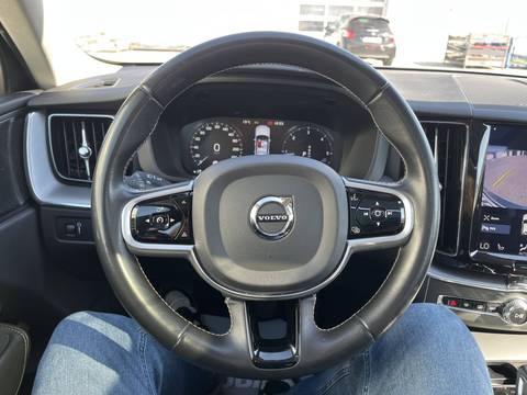 2019 Volvo XC60 — sličica 29