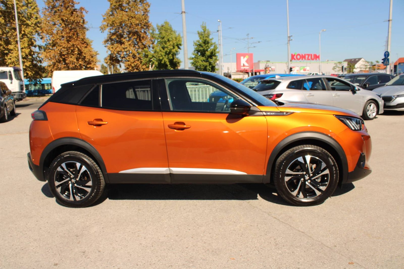 2022 Peugeot 2008 — fotografija 4