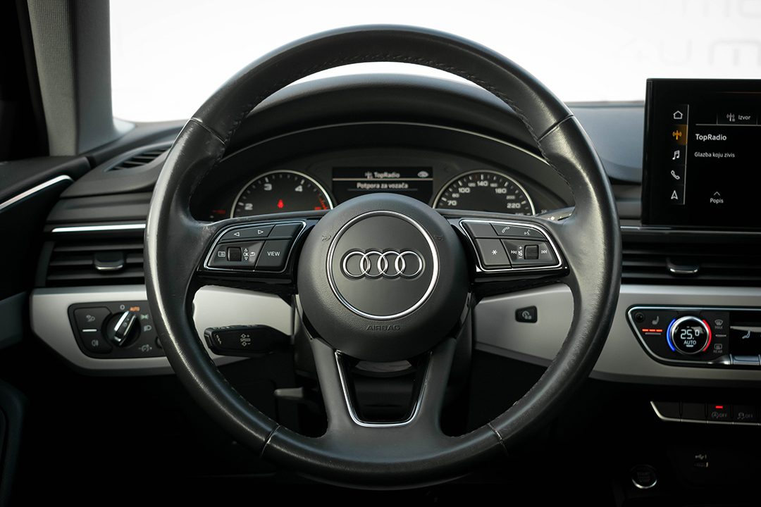 2023 Audi A4 — fotografija 10
