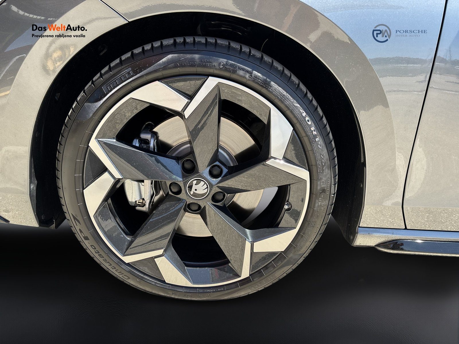 2026 Škoda Superb Sportline — fotografija 21